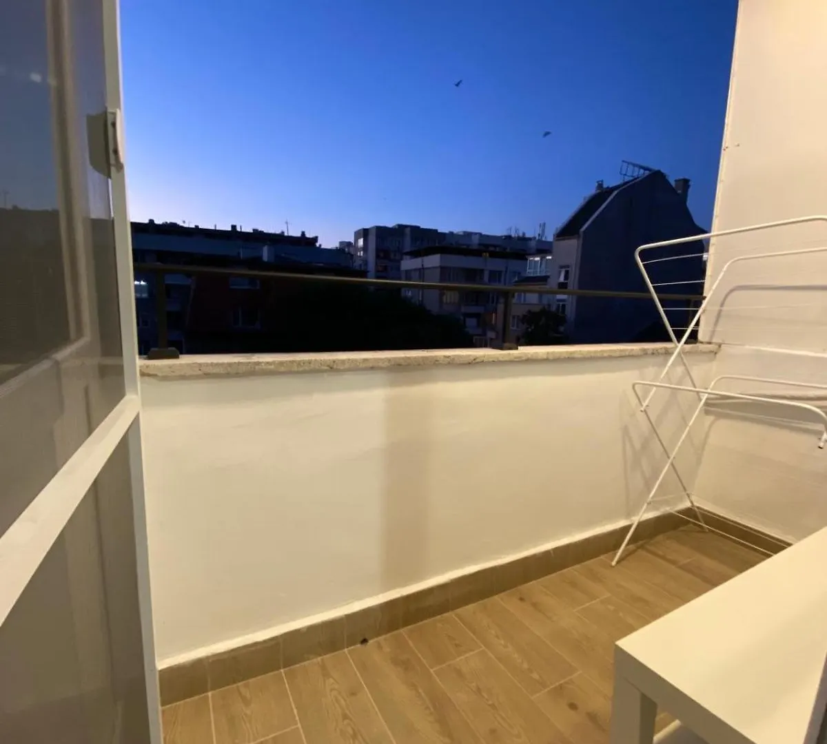 Modern 2 Bedroom Apartment In The Heart Of Varna
